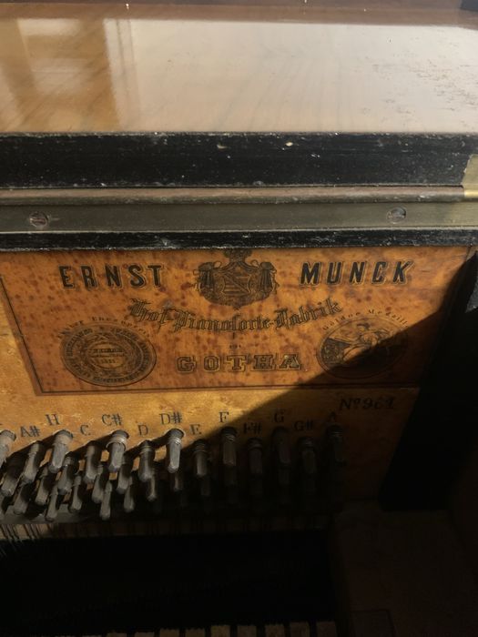 Pianino Ernst Munck