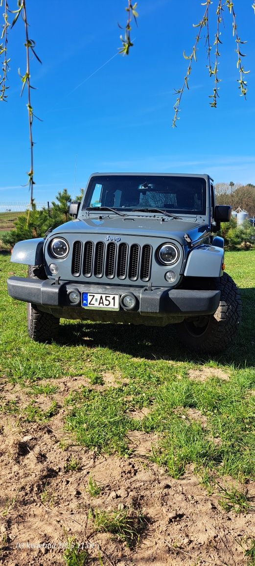 Sprzedam Jeep Wrangler Sahara
