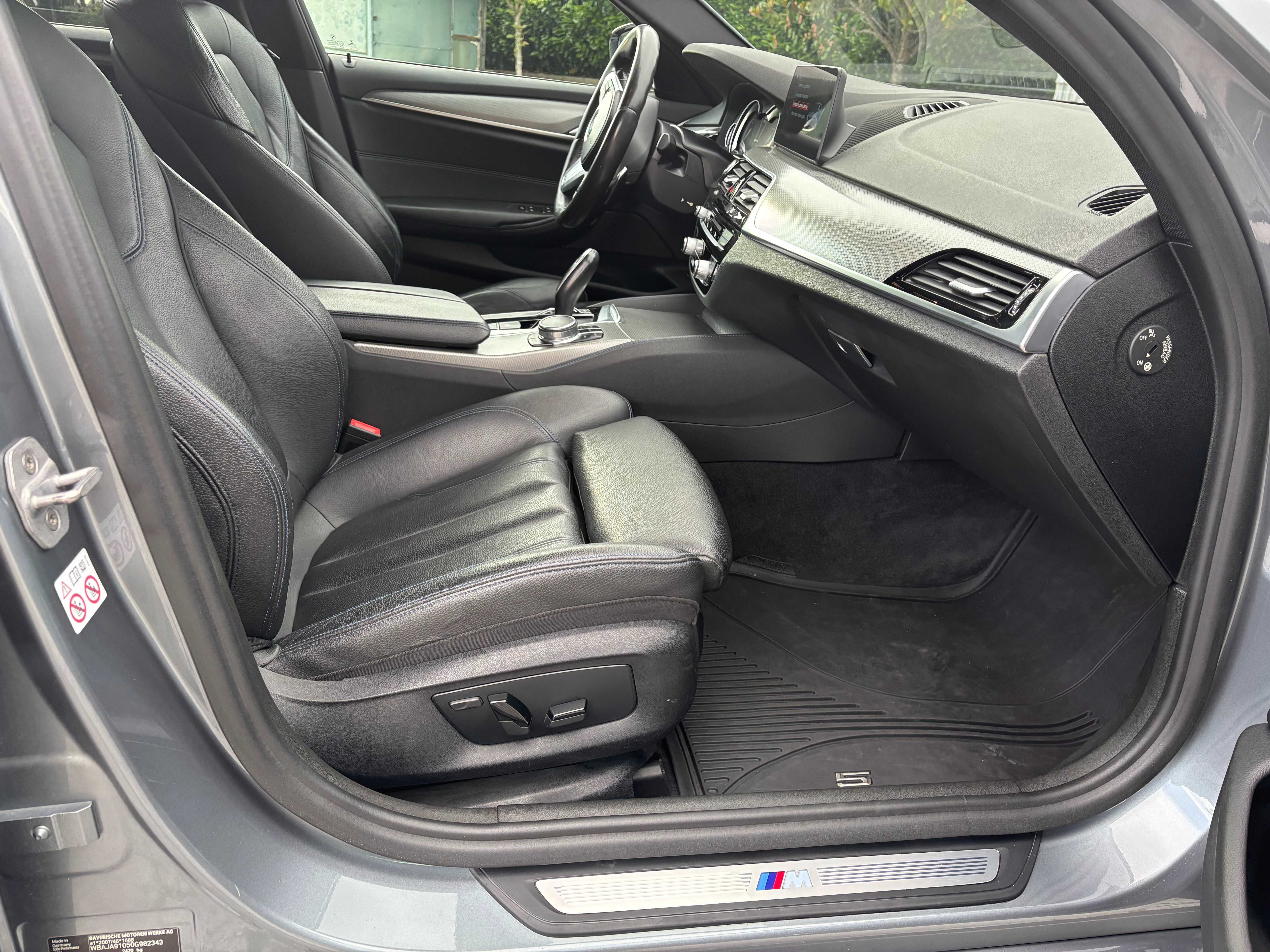 BMW 530 e iPerformance Pack M (Nacional) Com IVA Discriminado