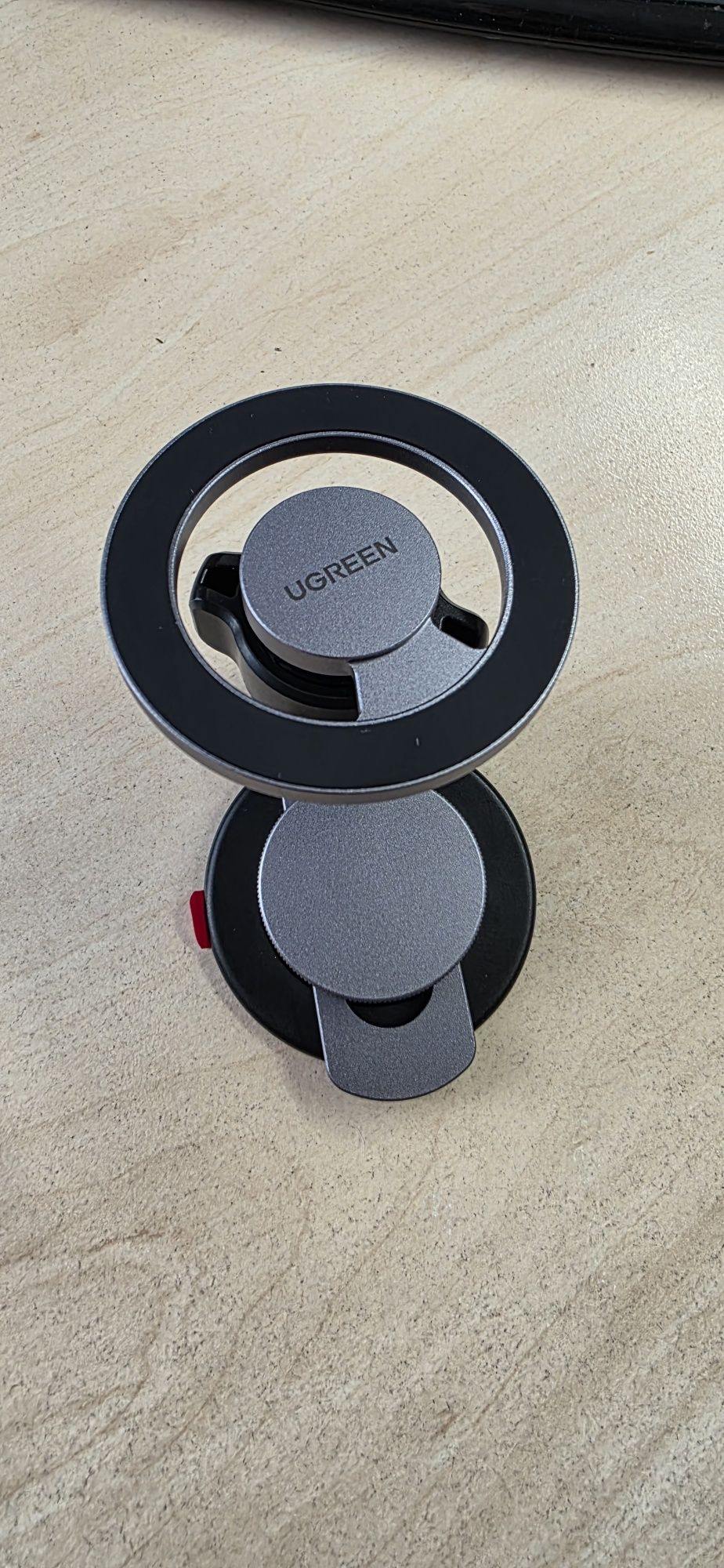 Кріплення магнітне UGREEN для iPhone 16/15/14 Grey (45577)
