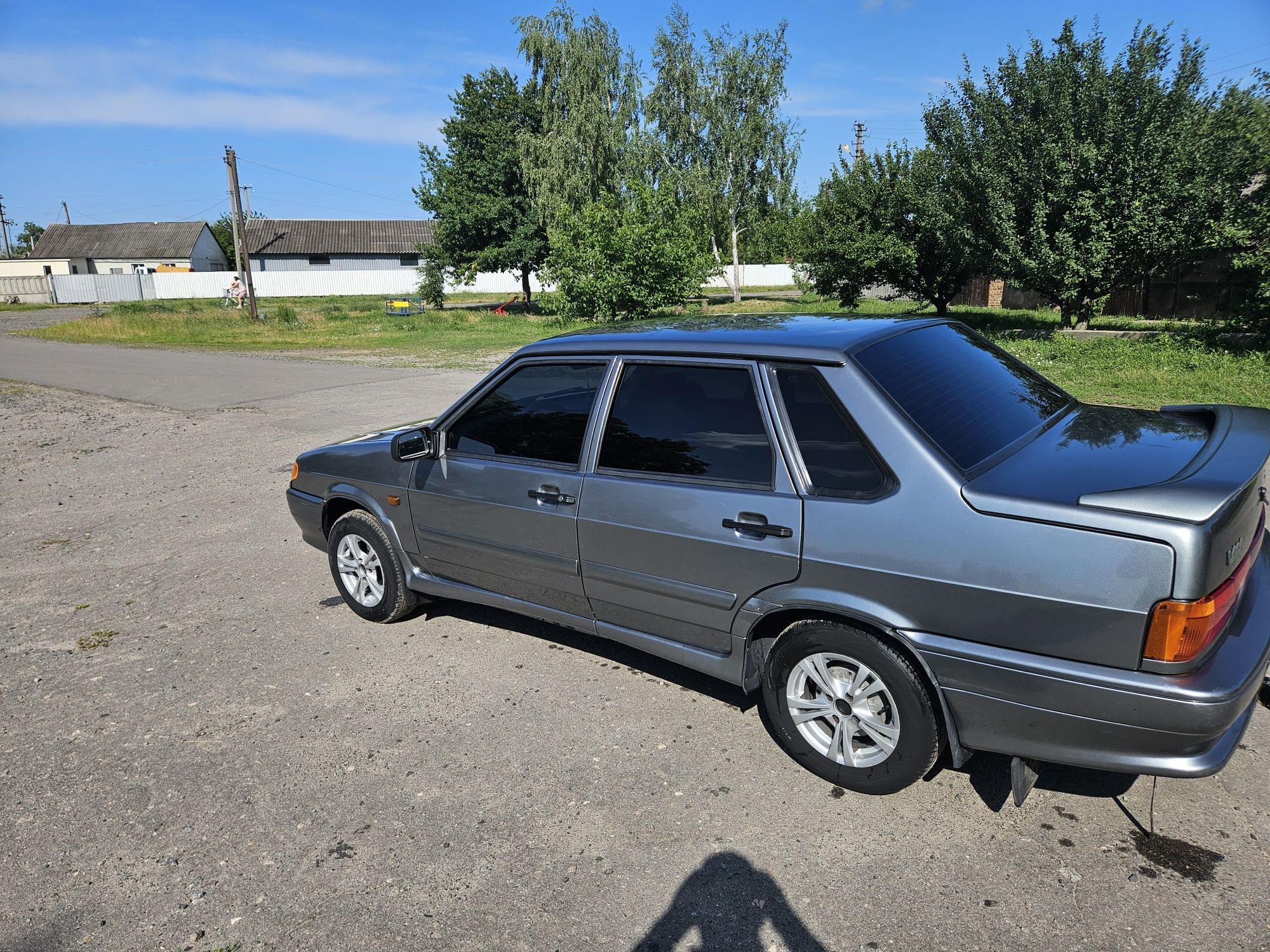ВАЗ Lada 2115 1.6