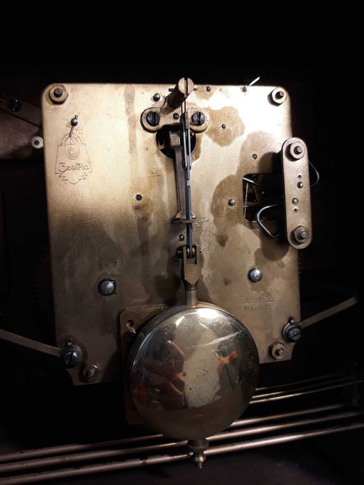 Zabytkowy zegar mechaniczny Art Deco niemieckiej marki Zentra