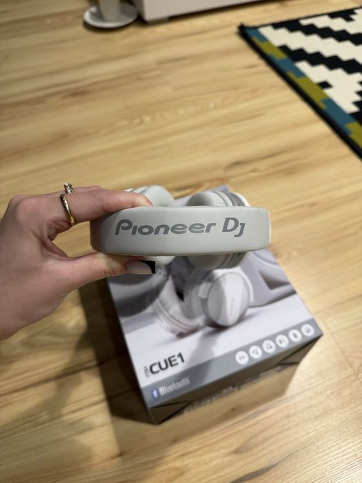 Słuchawki nauszne pionner DJ CUE1