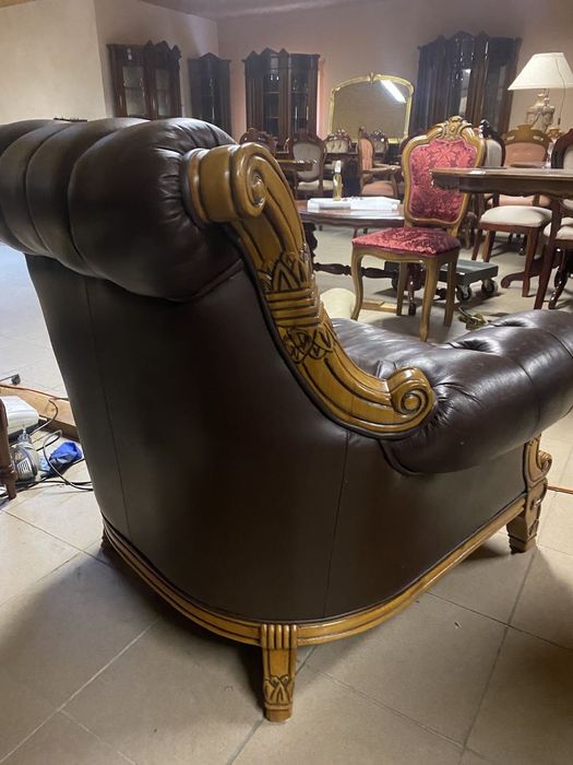 Piękny Włoski Stylowy Komplet Wypoczynkowy Chesterfield Sofa 2 Fotele