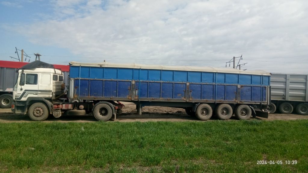 Бортовой полуприцеп