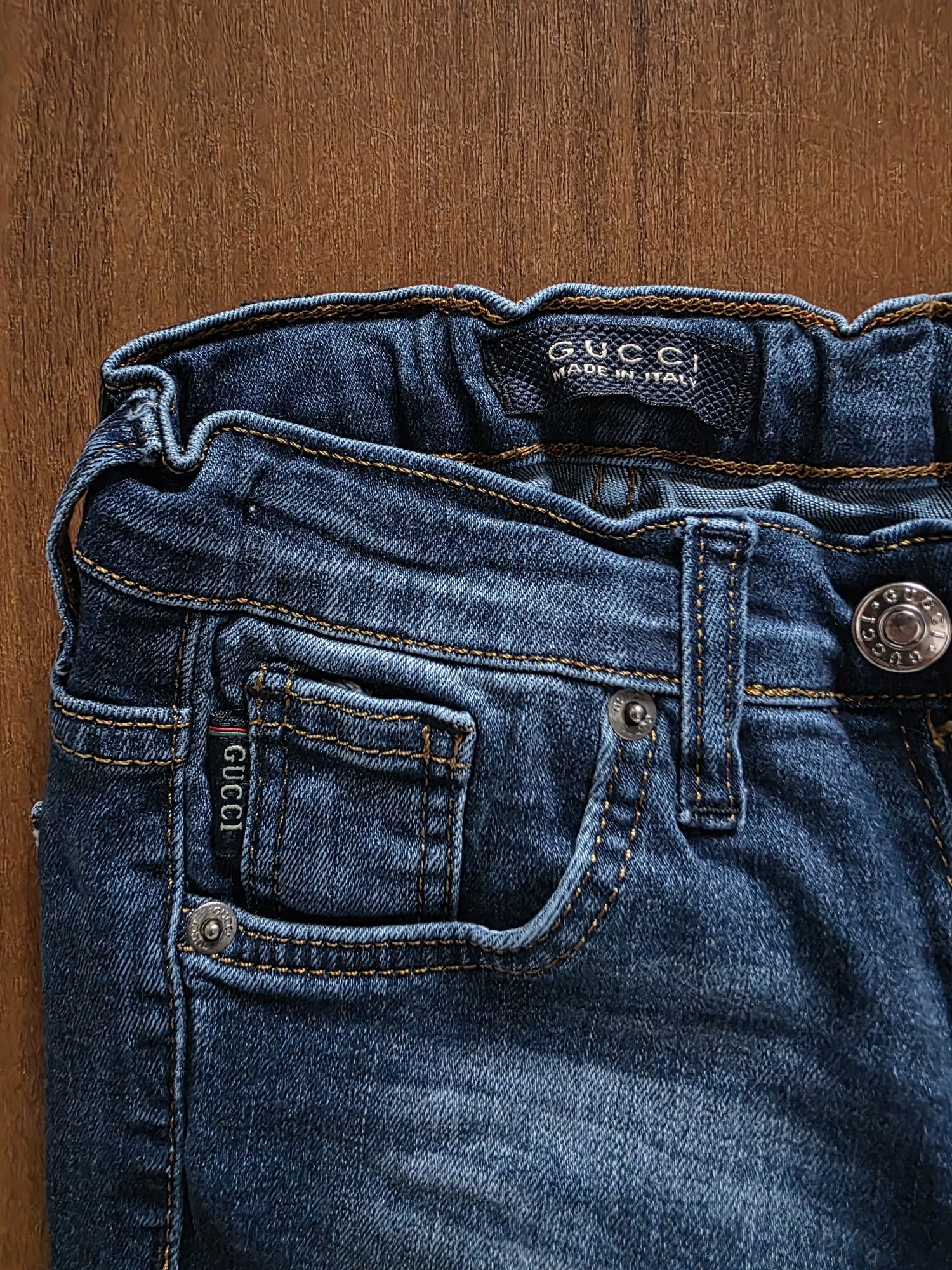 Gucci jeansy dziecięce z dziurami 9 lat 134 cm