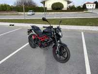 Benelli bn125 com garantia