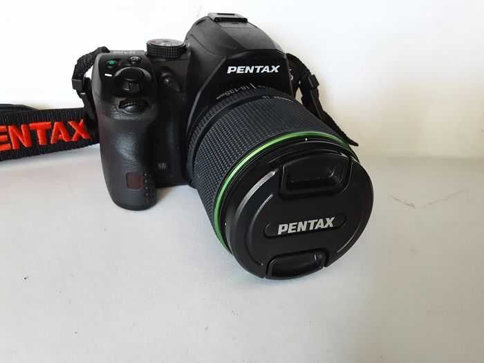 Câmara fotográfica Pentax K30 + DA 18-135 ED AL WR