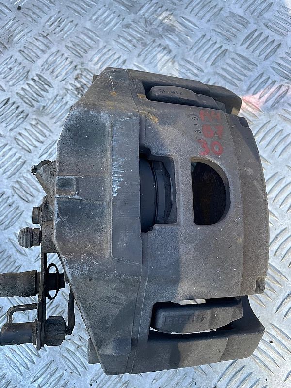 Zaciski Tarcze Klocki Komplet Audi A4 B7/3.0 Tdi