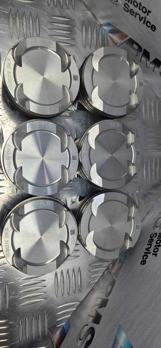 Поршня новые BMW B58B30A 11258637807