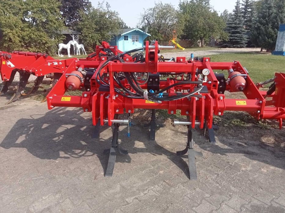 pług dłutowy BOLTAN -545 Hydraulika