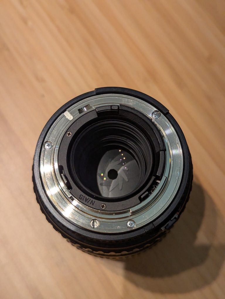 Tokina AT-X PRO D 100 2.8 macro Nikon F