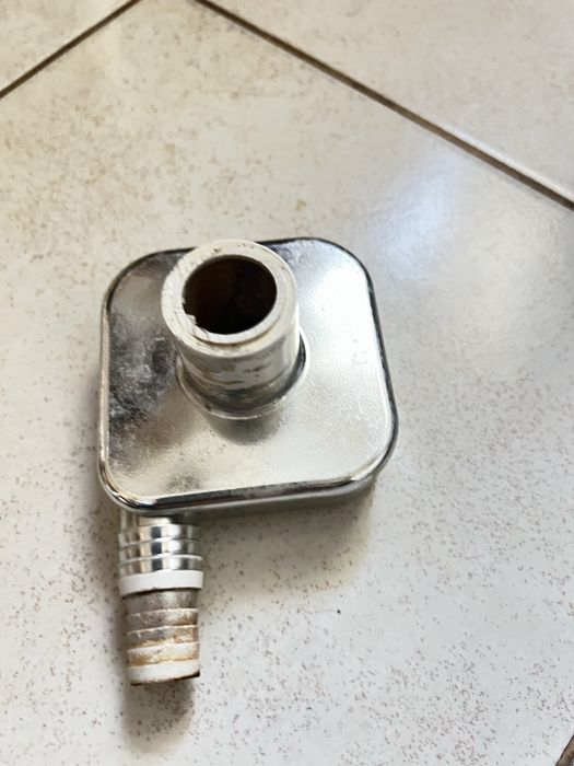 Продам сифон для стиральной машины