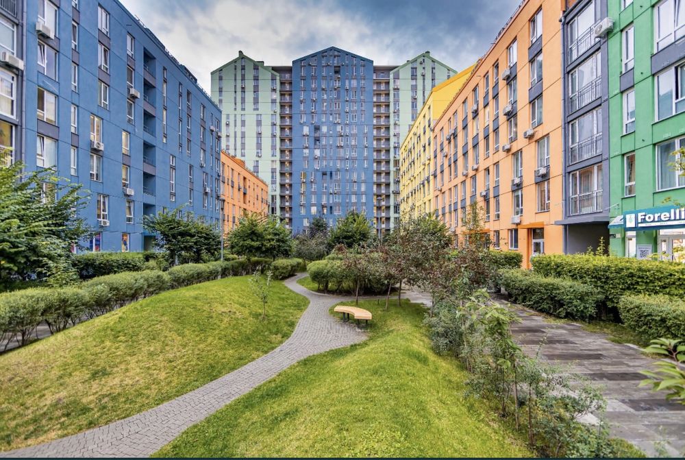 1к квартира студия с лоджией посуточно ЖК Комфорт Таун