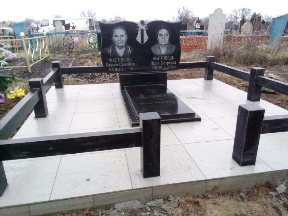 памятники,гранитные комплексы, плитка,оградки ,