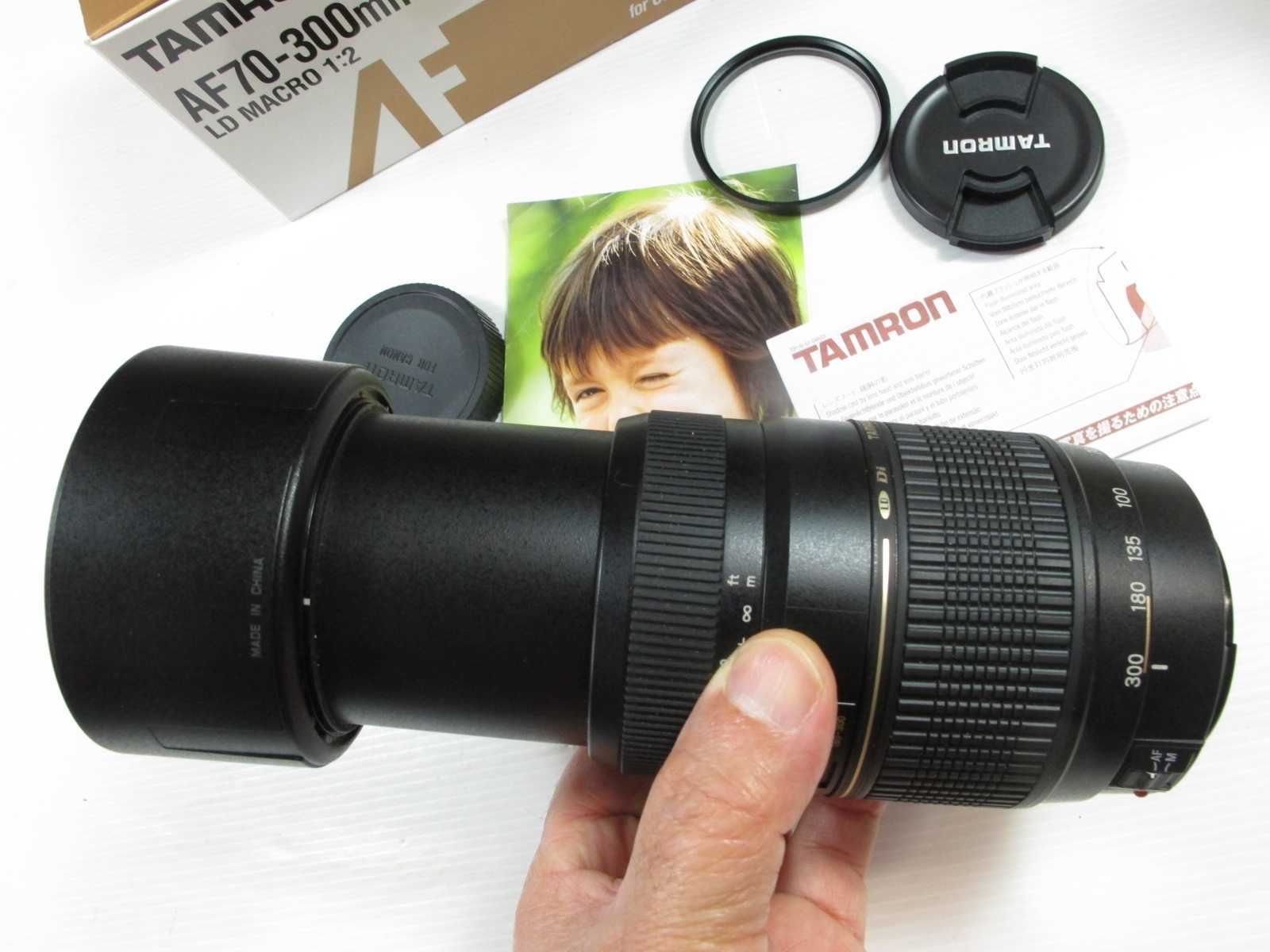 Canon / Tamron 70-300mm FULL-FRAME- todas as canon igual Nova