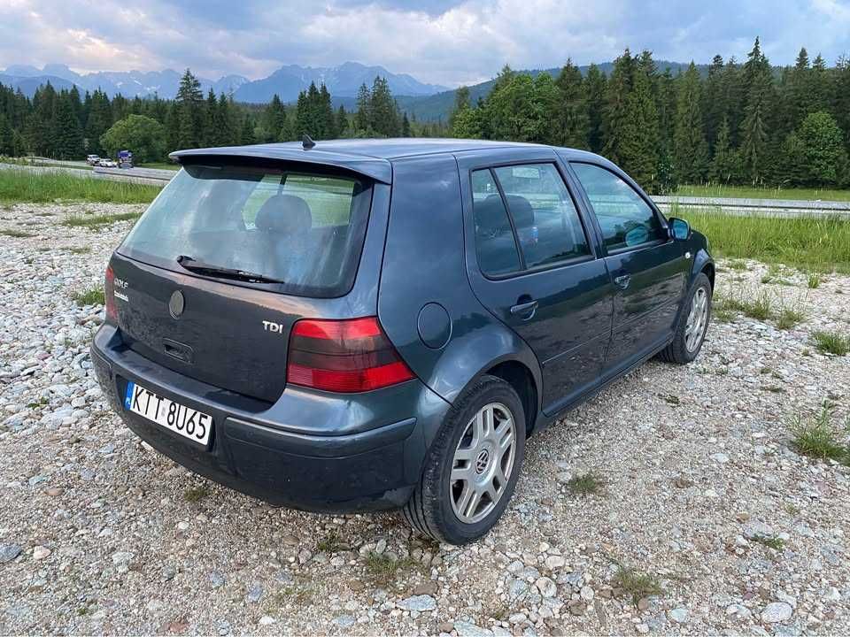 Golf 4 TDI – jeździ jak trzeba, wygląda jak może :)