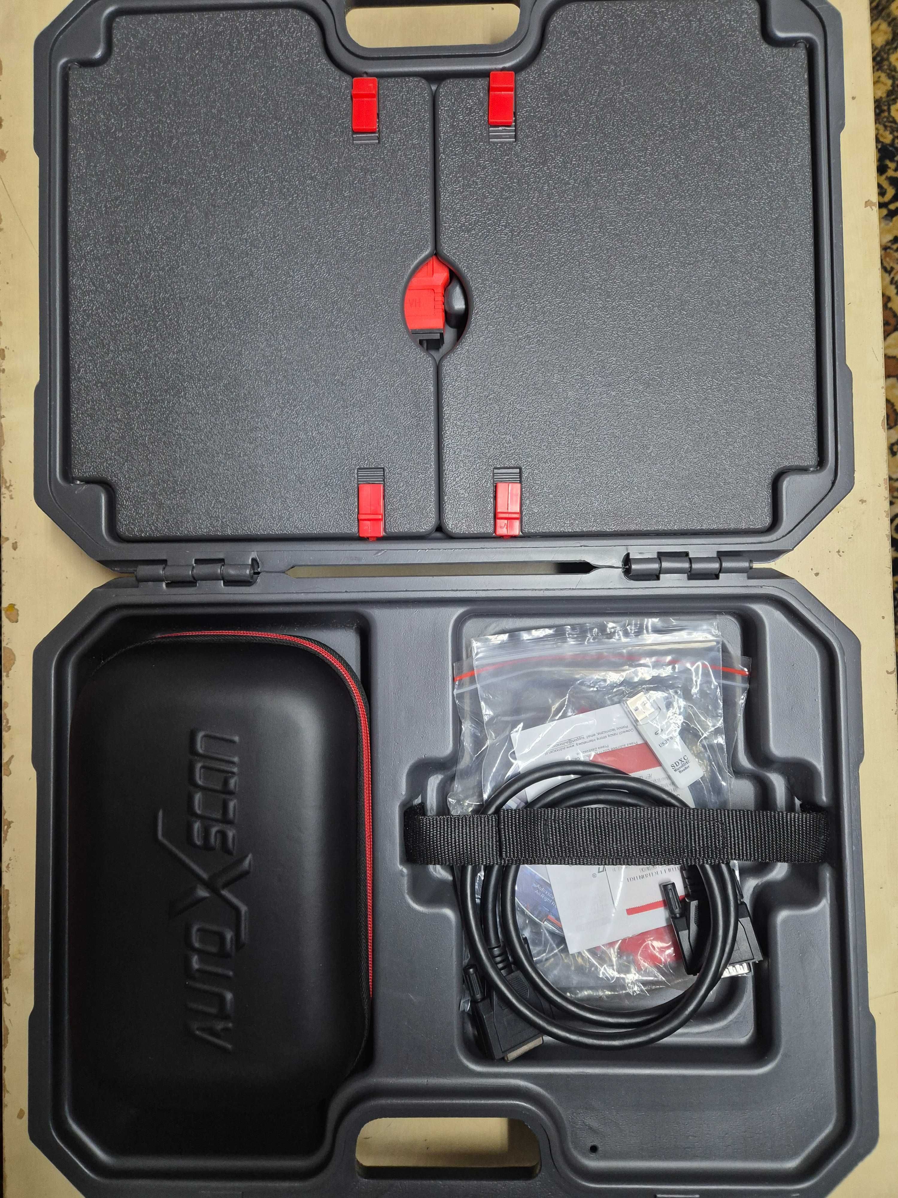 Tester diagnostyczny Autoxscan RS820 PRO