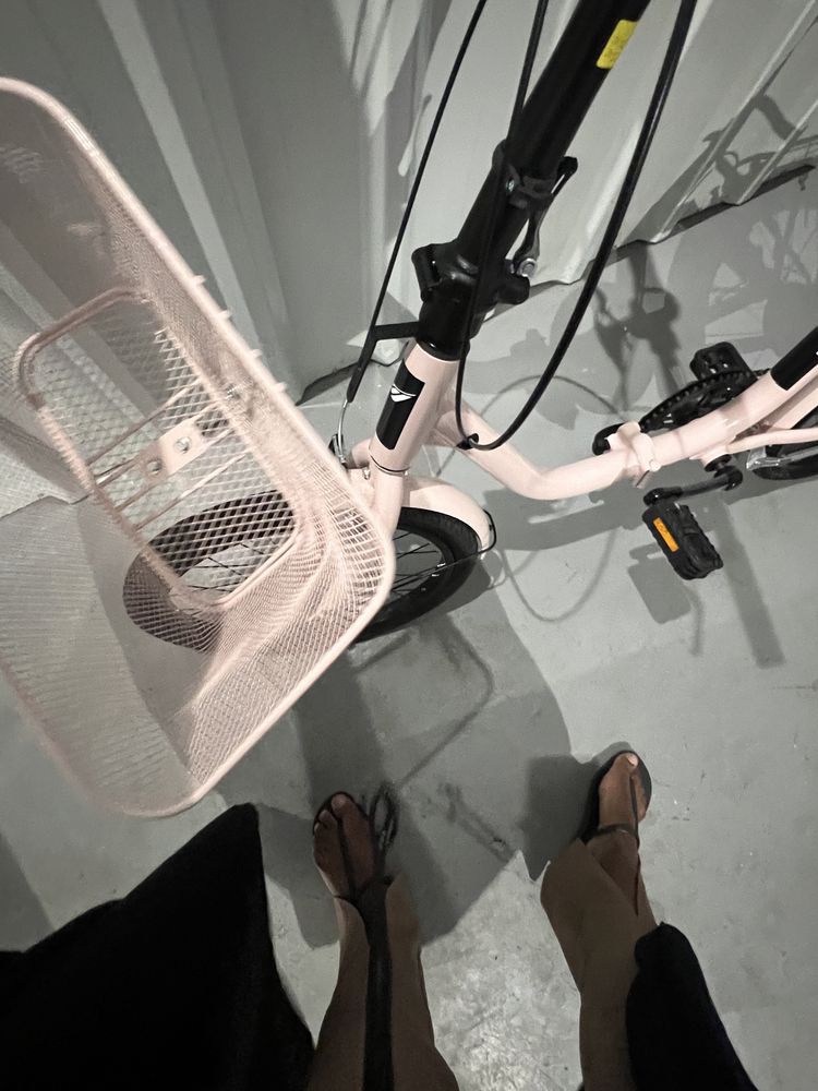 Bicicleta dobravel Rosa com cesto