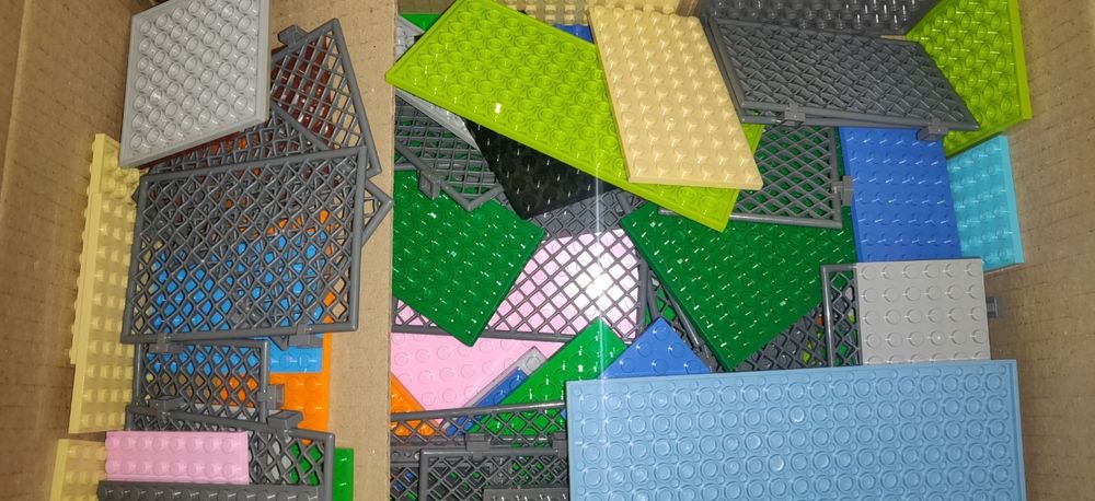LEGO, Лего. Оригінал, аналог