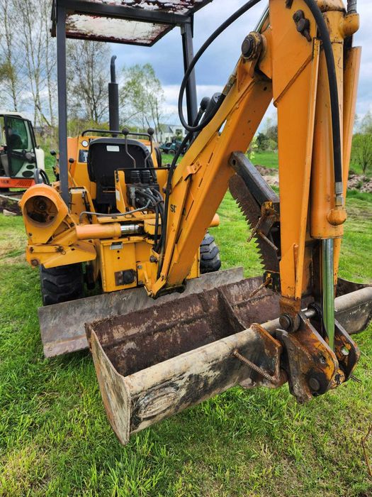 Koparka łańcuchowa minikoparka case diesel deutz