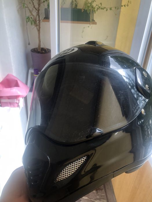 Продам шлем Arai