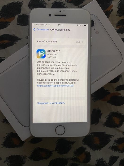 Apple Iphone 8 White 64Gb(хорошее состояние)