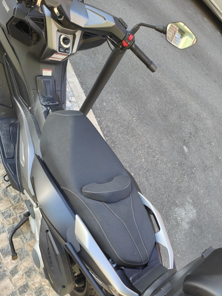 Scooter viesta 300 cc