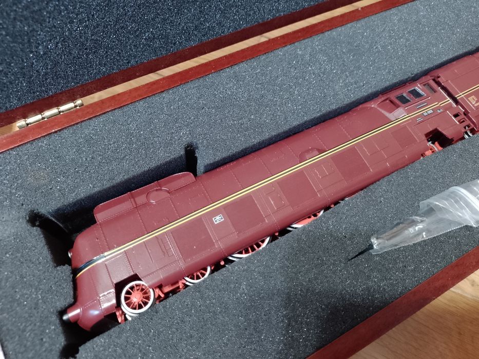 Liliput Br05 Stromlinien Skala H0 1:87 edycja kolekcjonerska III Reich