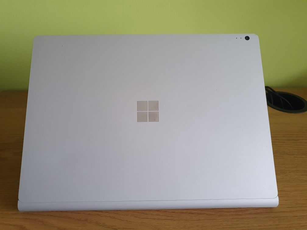 2w1 Ultrabook Microsoft Surface Book 2 - I7-8650U, GTX 1050, 16gbRAM