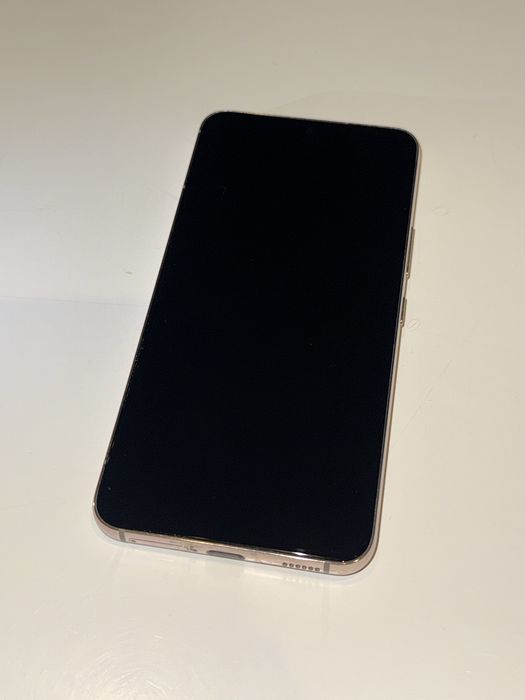 Samsung Galaxy S22 256GB Gold • Stan bardzo dobry + Oryginalne Pudełko