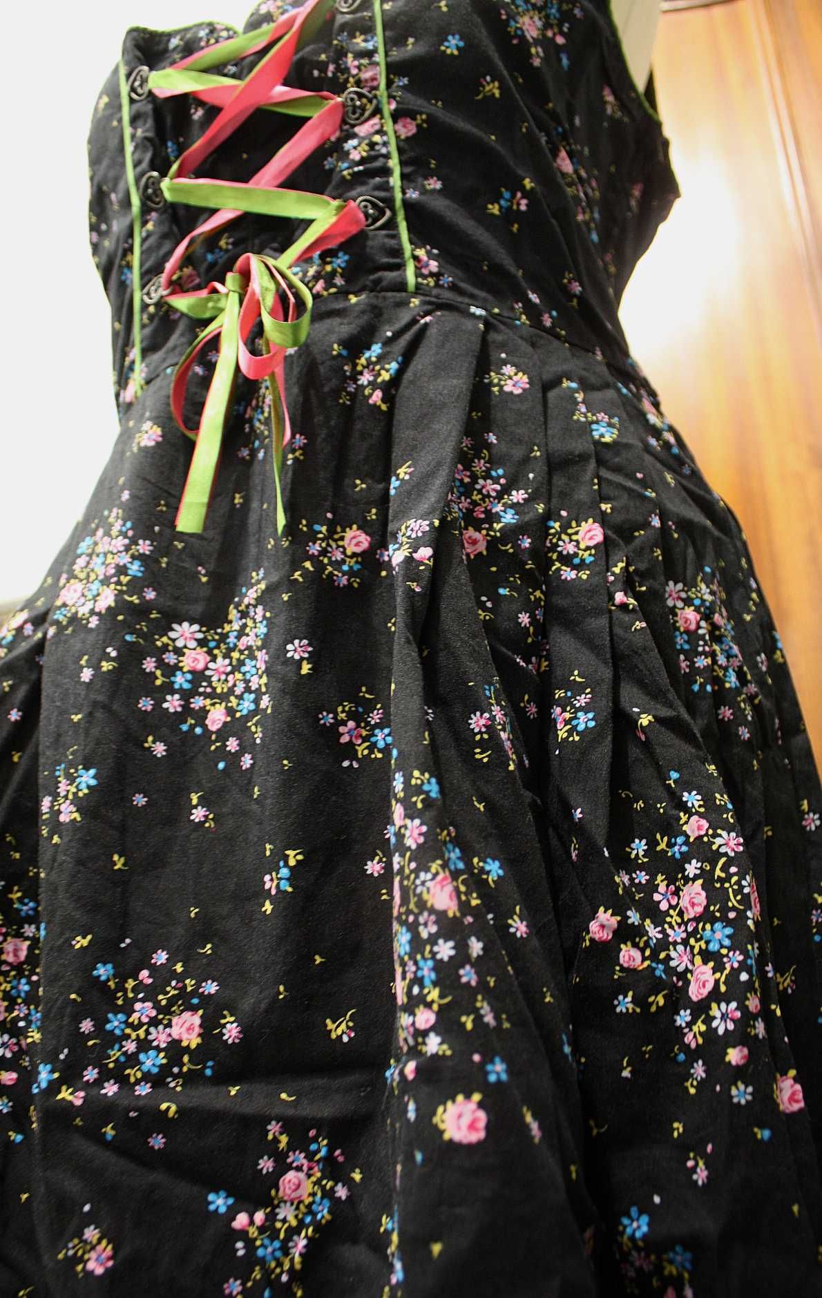 Vestido Dirndl Vintage Florido