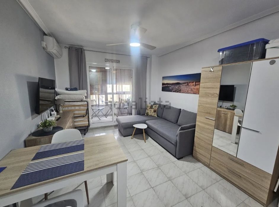 Mieszkanie . Kawalerka w LaMata Hiszpania wybrzeże Costa Blanca