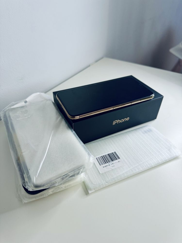 iPhone 11 PRO Max gold 256 gb