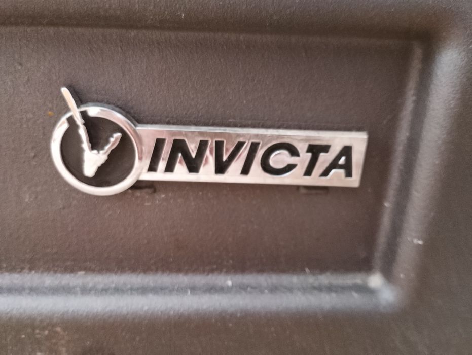 Invicta Siam 12kw salamandra a lenha/log burner €350
Good co
