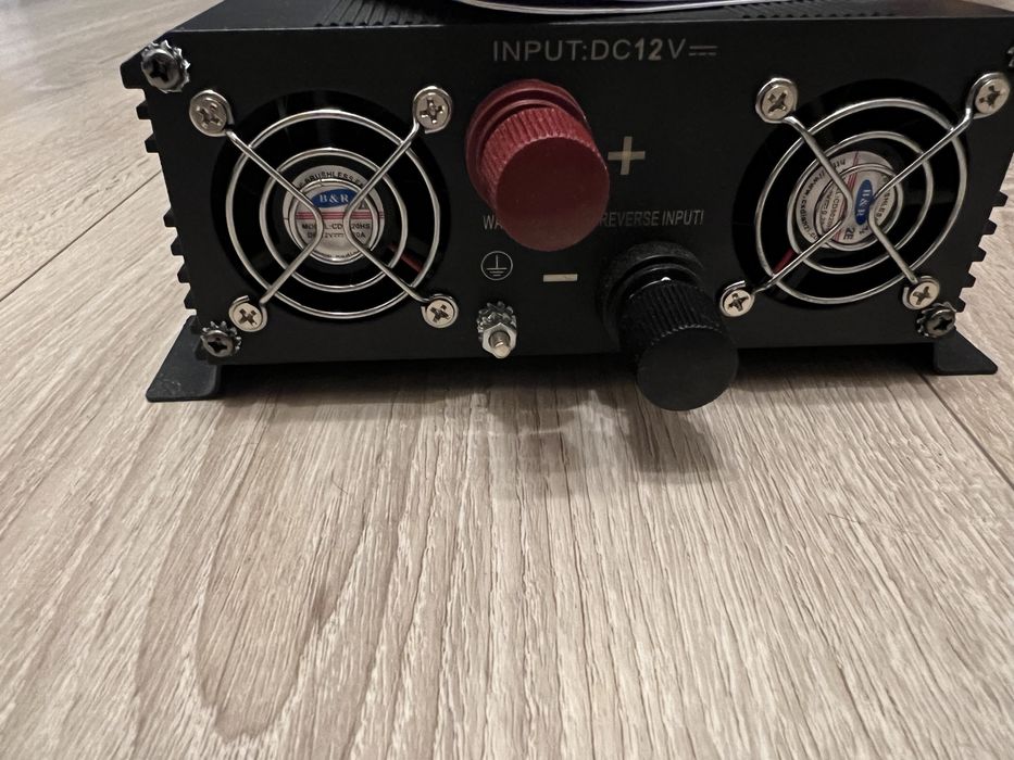 Автомобильный инвертор Solarvertech NM1K-1000W