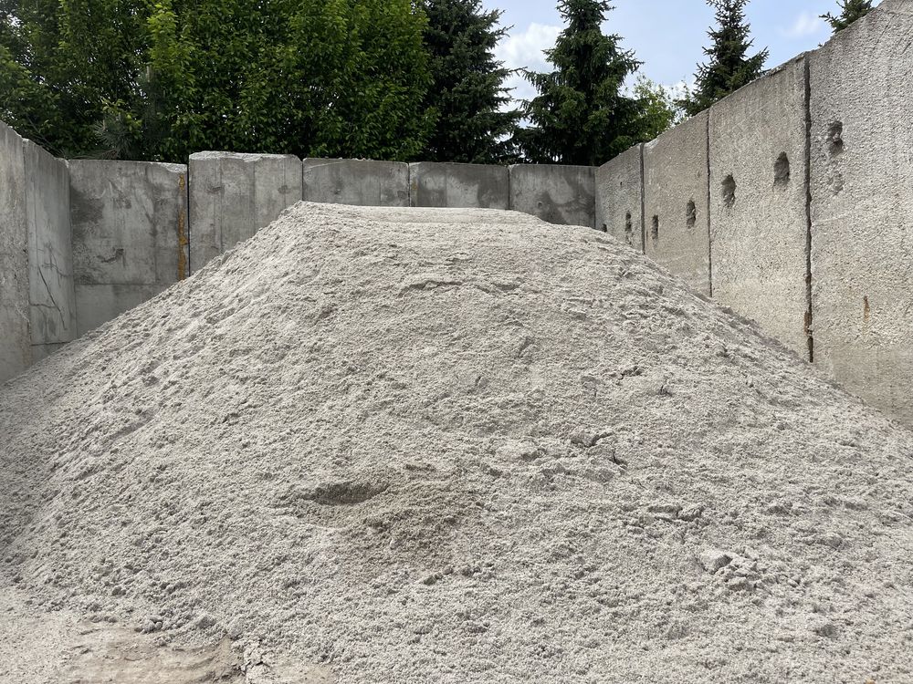 Piasek przesiewany 02 do murowania pod kostke , piaskownicy itp