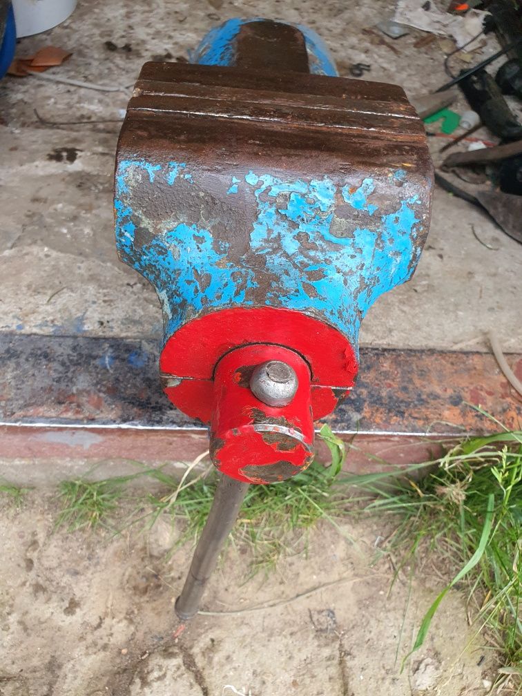 Duże imadło warsztatowe  50 kg 15 cm