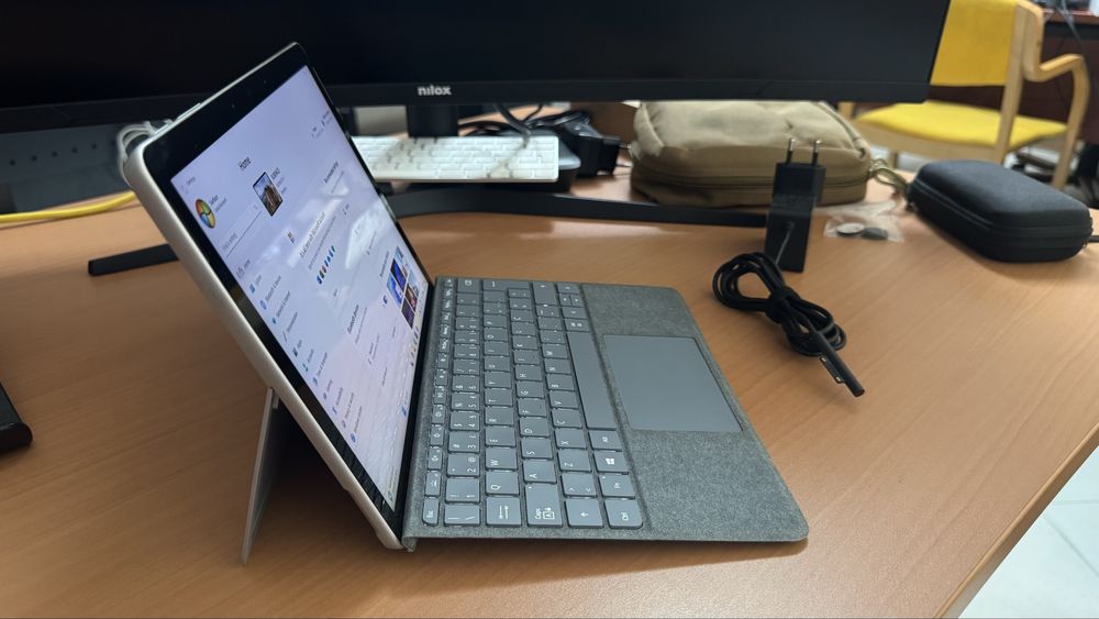 Microsoft surface go 3
