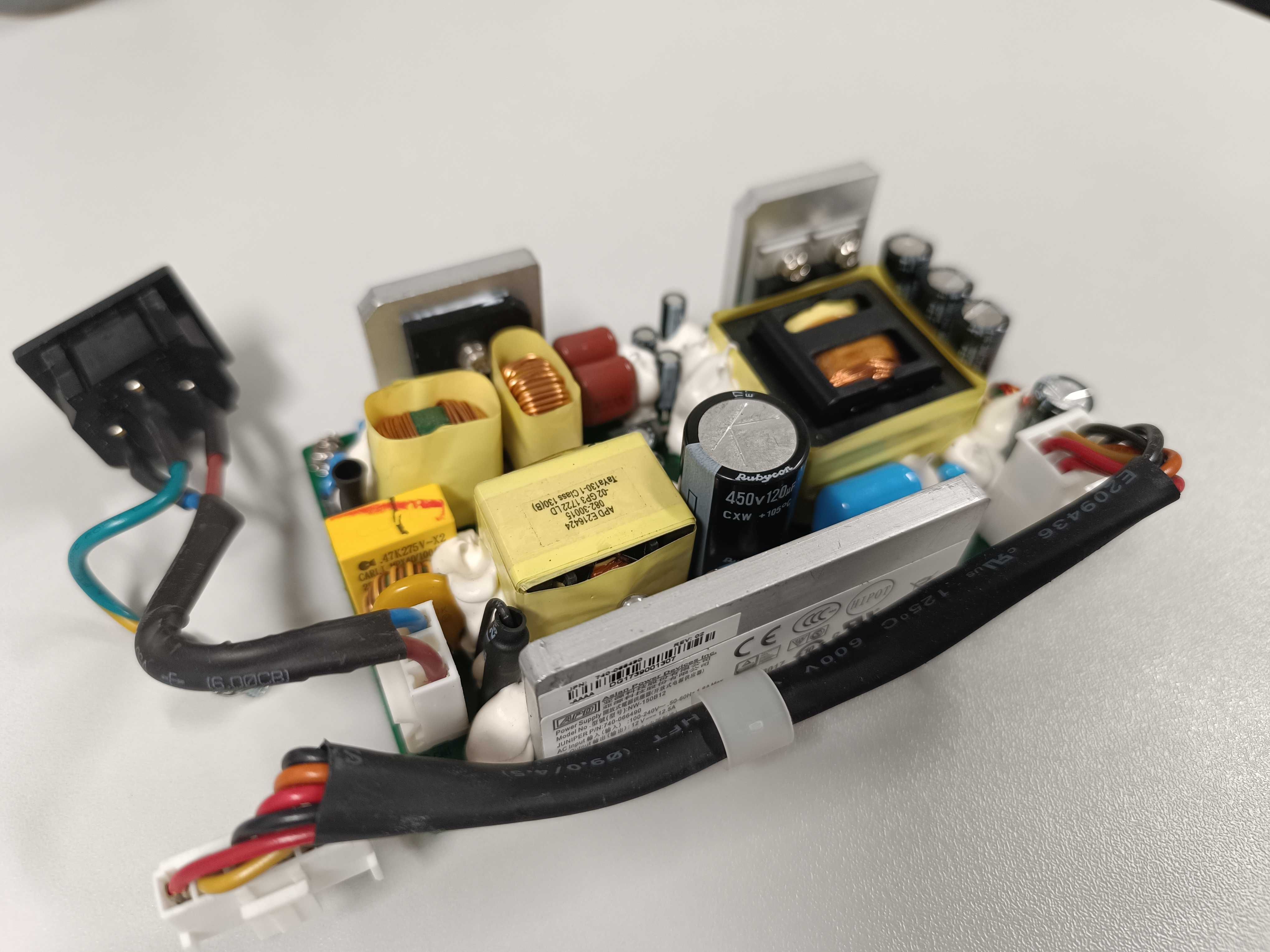 Блок живлення 12v, 12,5A. Потужний APD