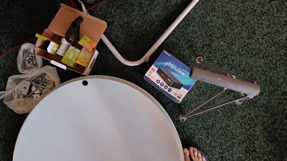 Продам спутник полный набор.