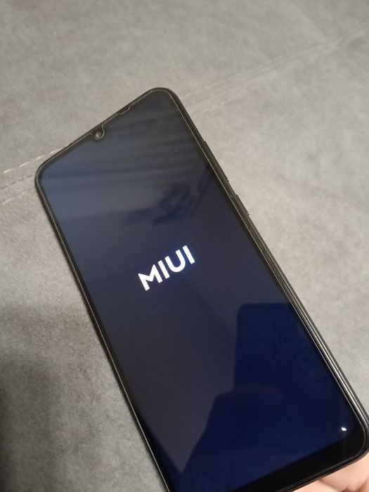 Telefon Redmi Note 9A, wyświetlacz idealny stan