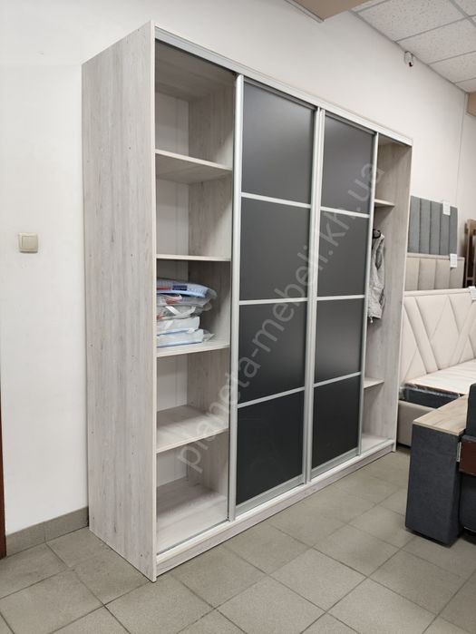 Шафи-купе з нішею під тв, шафи-купе у вітальню, шафи Вінниця