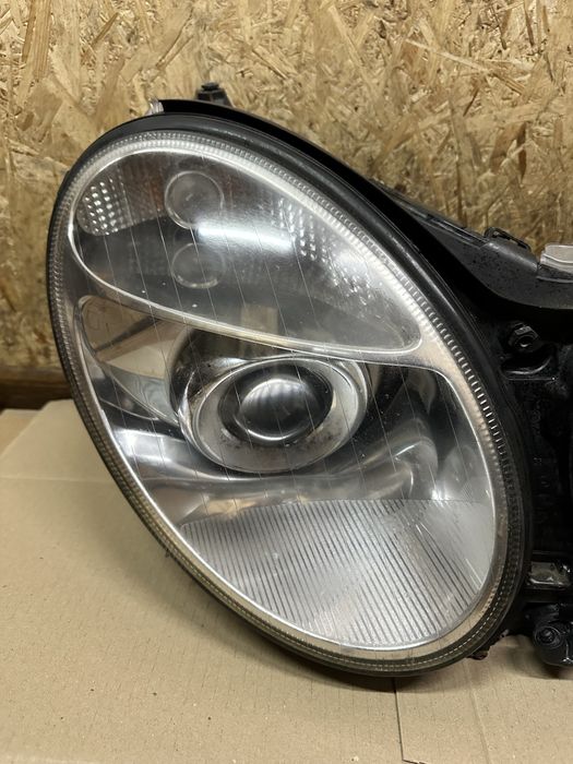 Передні фари Mercedes-Benz W211 Мерседес В211 2002–2006 дорестайл