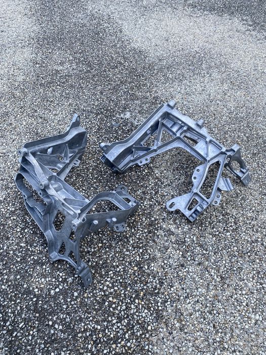 Kit Suportes Rafiador e Farois Frente Mercedes Class C (W205)