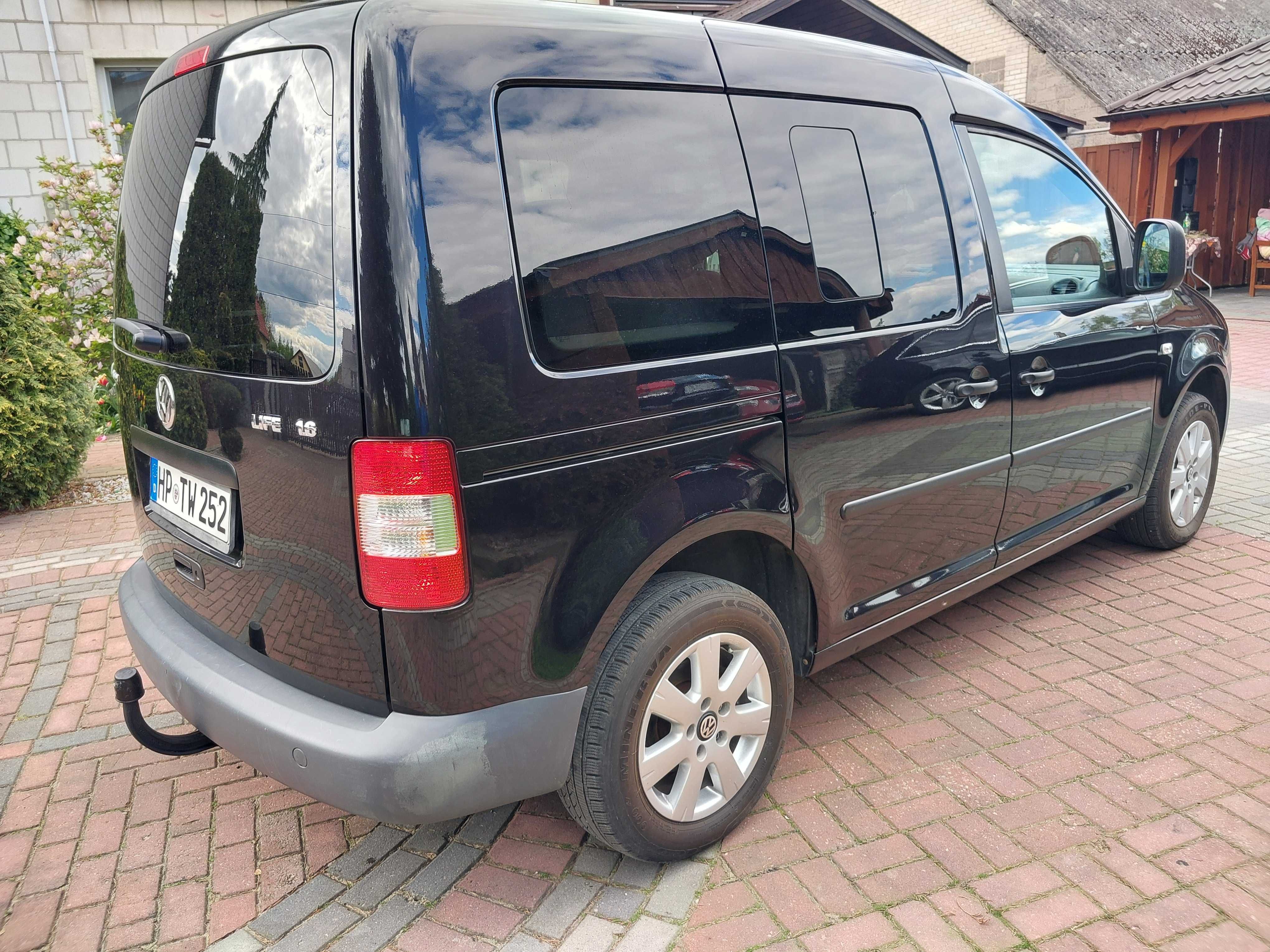 VW Caddy Lifte 1,6 102KM 7-osoowy