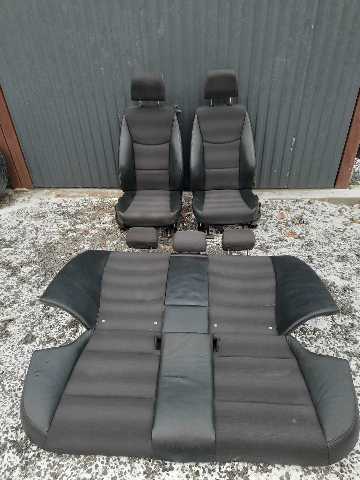Fotele wnętrze półskóry BMW 3 E90