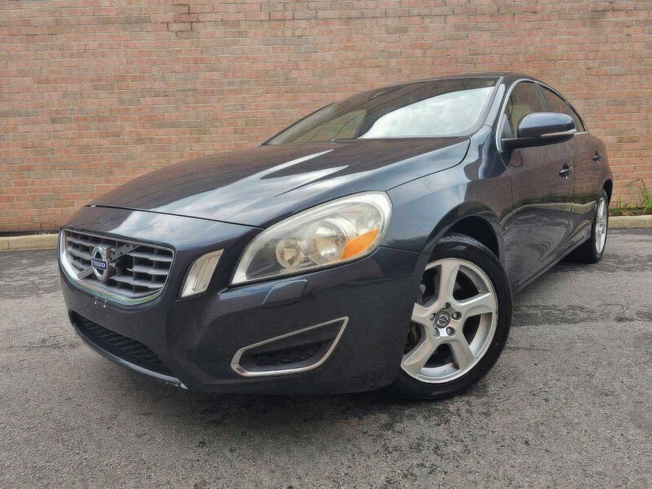 Volvo S60      2013