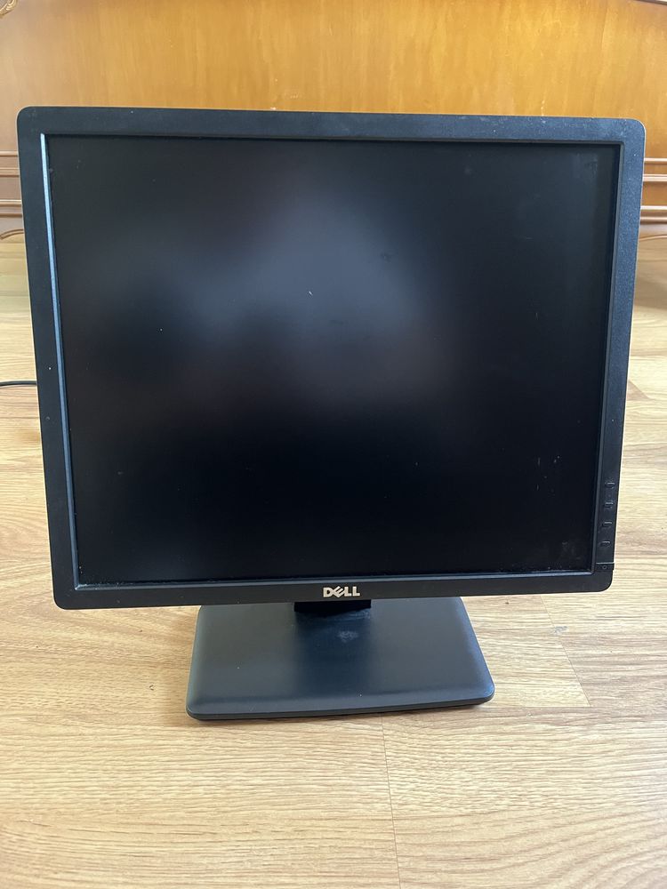 Monitor do komputera DELL lcd 19 E1913SF