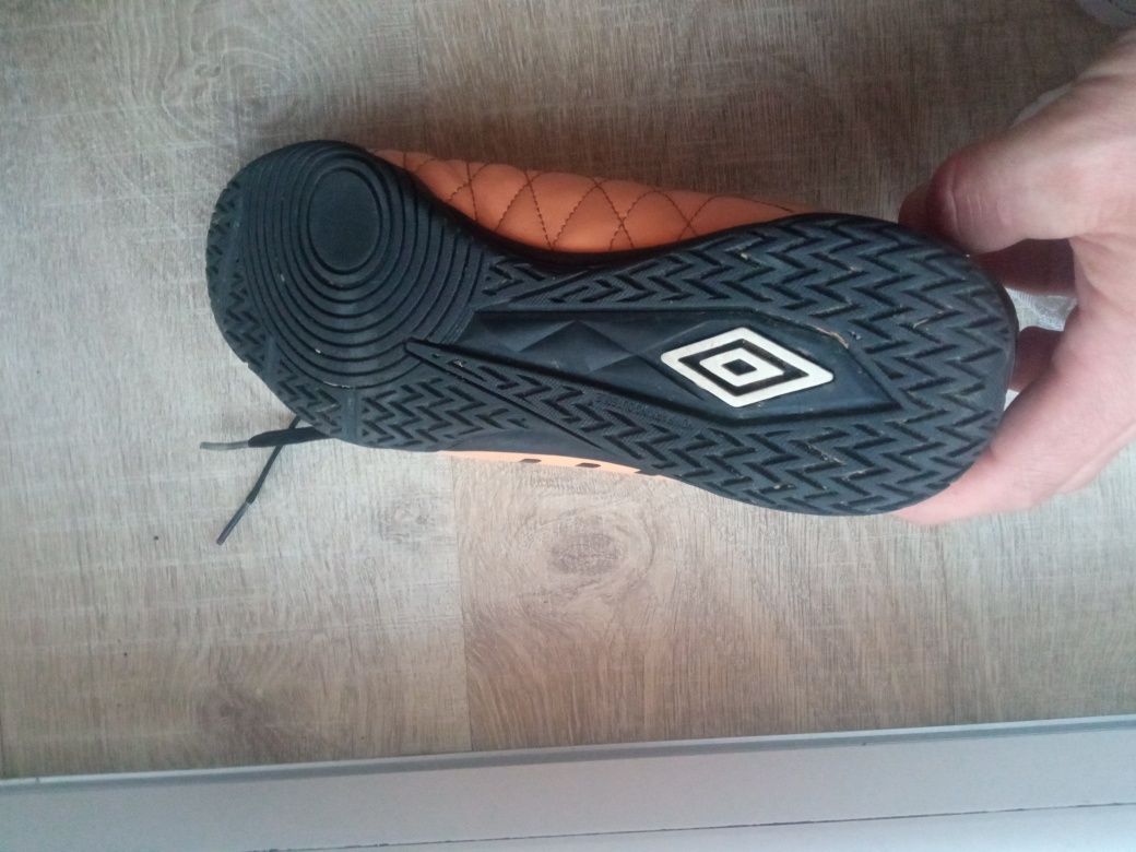 Umbro rozmiar 44.5